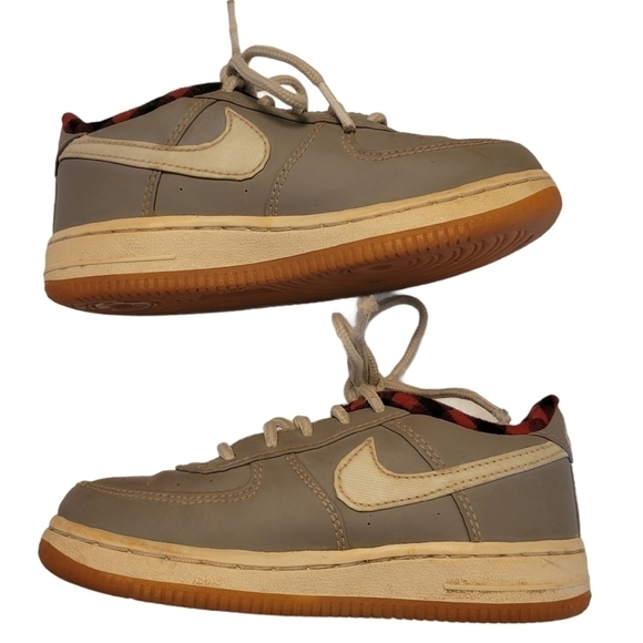 Nike Air Force 1 LV8 GS 'Light Taupe' Sneakers - Picture 4 of 8